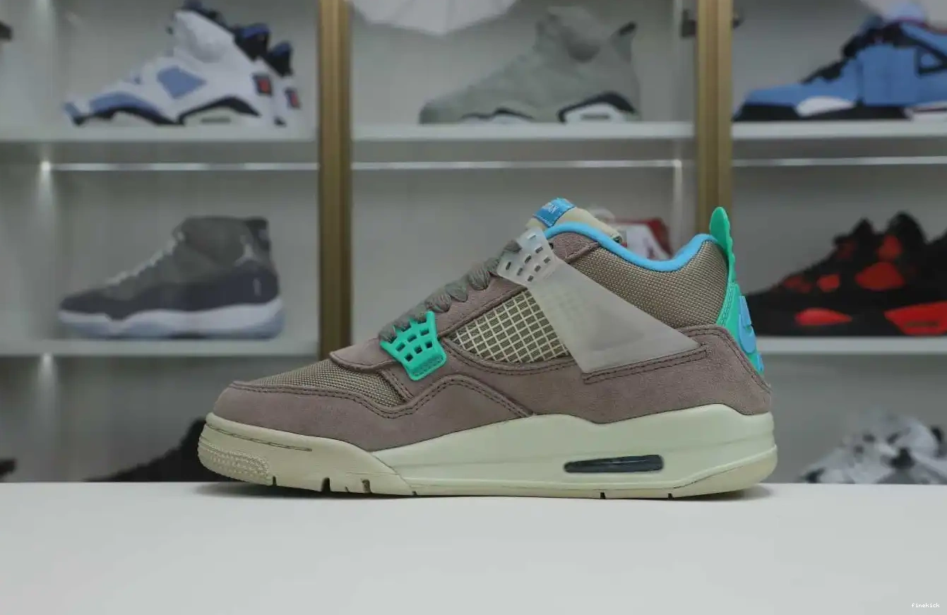 JORDAN RETRO 'TAUPE HAZE' UNION X AIR 4 LA 0526
